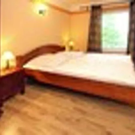 Am Vordersee, Dobbrikow, Cleaning Included *